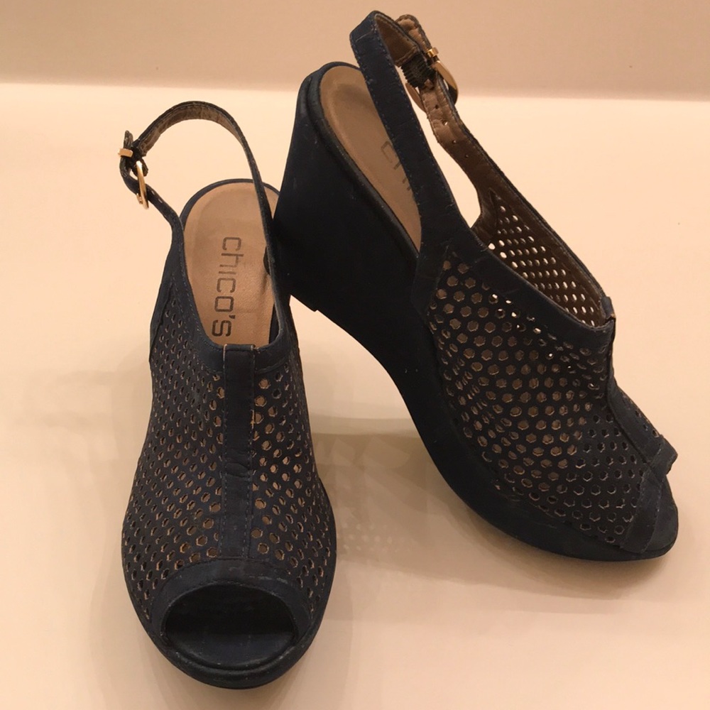 Chico’s Elanor Danube Blue Cork Sandals 7-/12